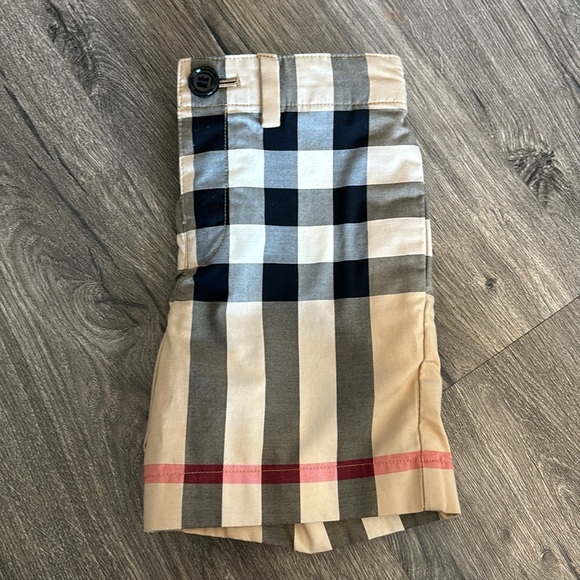 Kids Boys Burberry Beige Vintage Check Shorts 2Y - Picture 5 of 11
